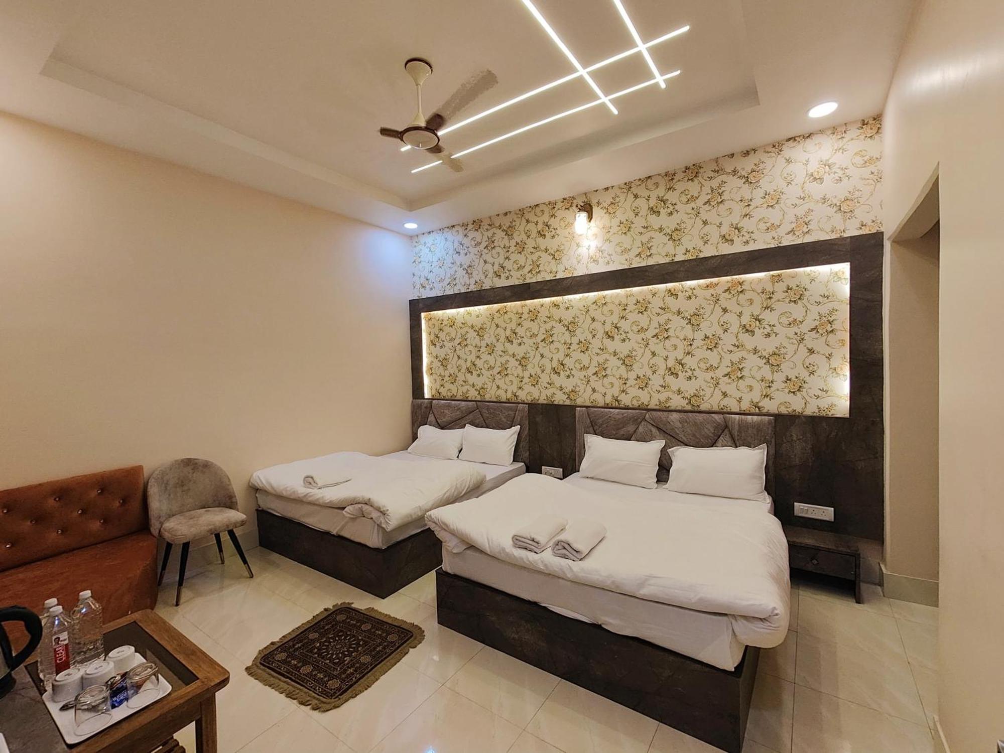 Hotel Mangal Murti Varanasi Eksteriør bilde
